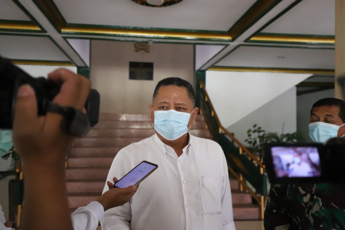 Klaster Perkantoran Meningkat, Pemkot Surabaya Adakan Swab Hunter 1 Plt Wali Kota Surabaya, Whisnu Sakti Buana. (Foto: Pemkot Surabaya) ppkm mikro surabaya