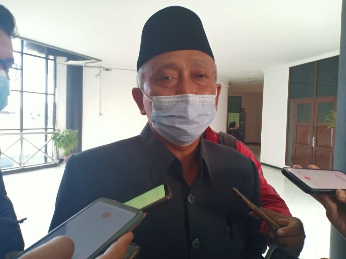 Dapat Giliran Vaksinasi Tahap Pertama, Ini Pesan Ketua DPRD Tuban 1 Ketua DPRD Tuban, M. Miyadi.(Foto: Mochamad Abdurrochim/Tugu Jatim)