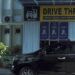 Minat Baca Tinggi, Perpustakaan Umum Kota Malang Buka Layanan Drive Thru 9 Drive thru adalah layanan terbaru dari Perpustakaan Umum Kota Malang untuk mempermudah meminjam dan mengembalikan buku. (Foto: Feni Yusnia/Tugu Jatim)