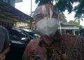 Kepala Badan Kepegawaian, Pemberdayaan dan Sumber Daya Manusia (BKPSDM) Nurman Ramdansyah saat menjelaskan soal vaksinasi aparatur sipil negara. (Foto: Rap/Tugu Jatim)