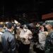 PPKM Tak Efektif, Epidemiolog UB Malang: Virus Tak Hanya Ada di Malam Hari 8 Penindakan Pemkot Malang terhadap kafe yang bandel buka di jam malam di atas pukul 20.00 WIB tanpa kaidah prokes selama masa PPKM. (Foto: Azmy/Tugu Jatim)