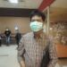 Anggota DPRD Kota Surabaya Komisi A Imam Syafii meninjau kegiatan penyampaian aspirasi dari Paguyuban P4 mengenai penolakan pengoperasian, pembangunan, dan pengaktifan RS Siloam sebagai RS rujukan Covid-19. (Foto: Rangga Aji/Tugu Jatim)
