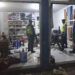 Operasi Penegakan Disiplin di Pasuruan Bikin Warga Jera Tak Patuhi Prokes 9 Petugas operasi penegakan disiplin terus melakukan razia agar penyebaran Covid-19 tak semakin meluas di Kabupaten Pasuruan. (Foto: Dok/Tugu Jatim)