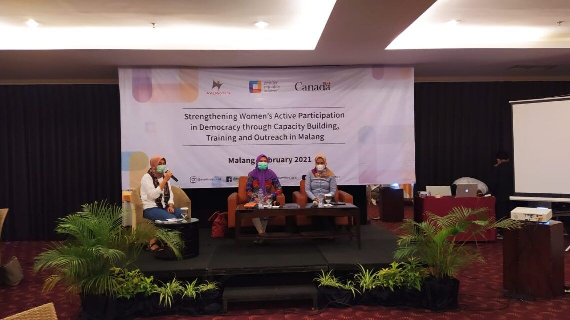 Suarakan Isu Gender, Peserta GEA Dilatih Manfaatkan Beragam Platform Media 1 Sesi diskusi Program Gender Equality Academy. (Foto: Azmy/Tugu Jatim)