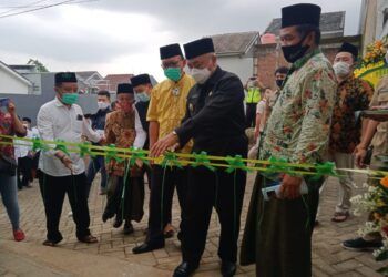 Bupati Malang Resmikan Rumah Sedekah untuk Anak Yatim-Orang Tak Mampu 10 Bupati Malang Muhammad Sanusi meresmikan Rumah Sedekah di Dau, Kabupaten Malang. (Foto:Rap/Tugu Jatim)