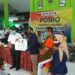 Temui Korban Longsor, Muhadjir Effendy Minta Warga Nganjuk Tak Menolak Direlokasi 12 Menko PMK Muhadjir Effendy saat memberikan bantuan kepada warga terdampak bencana longsor di Nganjuk. (Foto: Noe/Tugu Jatim)