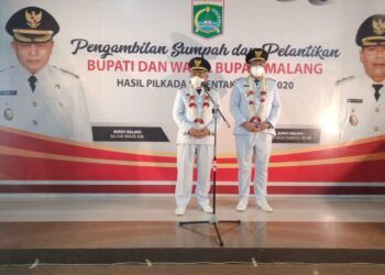 Bupati Malang Muhammad Sanusi dan Wakil Bupati Didik Gatot Subroto saat Penyambutan Pelantikan Bupati Malang di Pendapa Kepanjen, Kabupaten Malang, Jumat (26/02/2021). (Foto: Rap/Tugu Jatim)