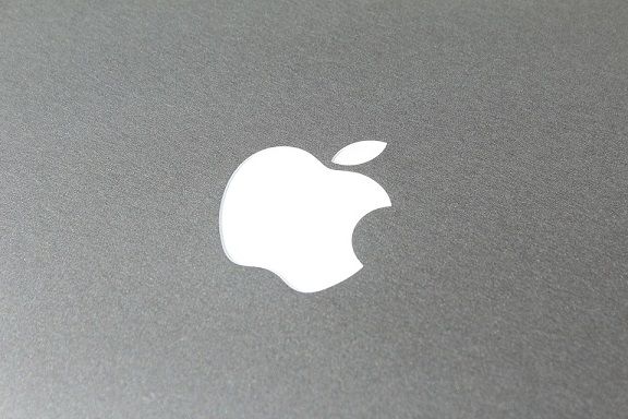 Logo Apple, perusahaan di bidang komputer dan teknologi asal Amerika Serikat. (Foto: Pixabay)