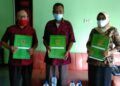 ASN yang telah menerima surat keputusan pensiun. (Foto: Pemkab Bojonegoro) tugu jatim