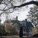5 Film Horor Terbaik Sepanjang Masa 12 Vera Farmiga dan Patrick Wilson dalam film The Conjuring. Salah satu film horor paling seram sepanjang masa. (Foto: IMDb) tugu jatim