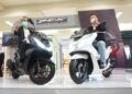 All New Honda PCX dan All New Honda PCX yang hari ini (22/2/2021) mulai dipasarkan di wilayah Jatim dan NTT. (Foto: Dokumen)
