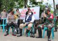 Kapolda Jatim Irjen Nico Afinta, Sekdaprov Jatim Heru Tjahjono, dan Pangdam V/Brawijaya Mayjen TNI Suharyanto. (Foto: Pemprov Jatim) tugu jatim