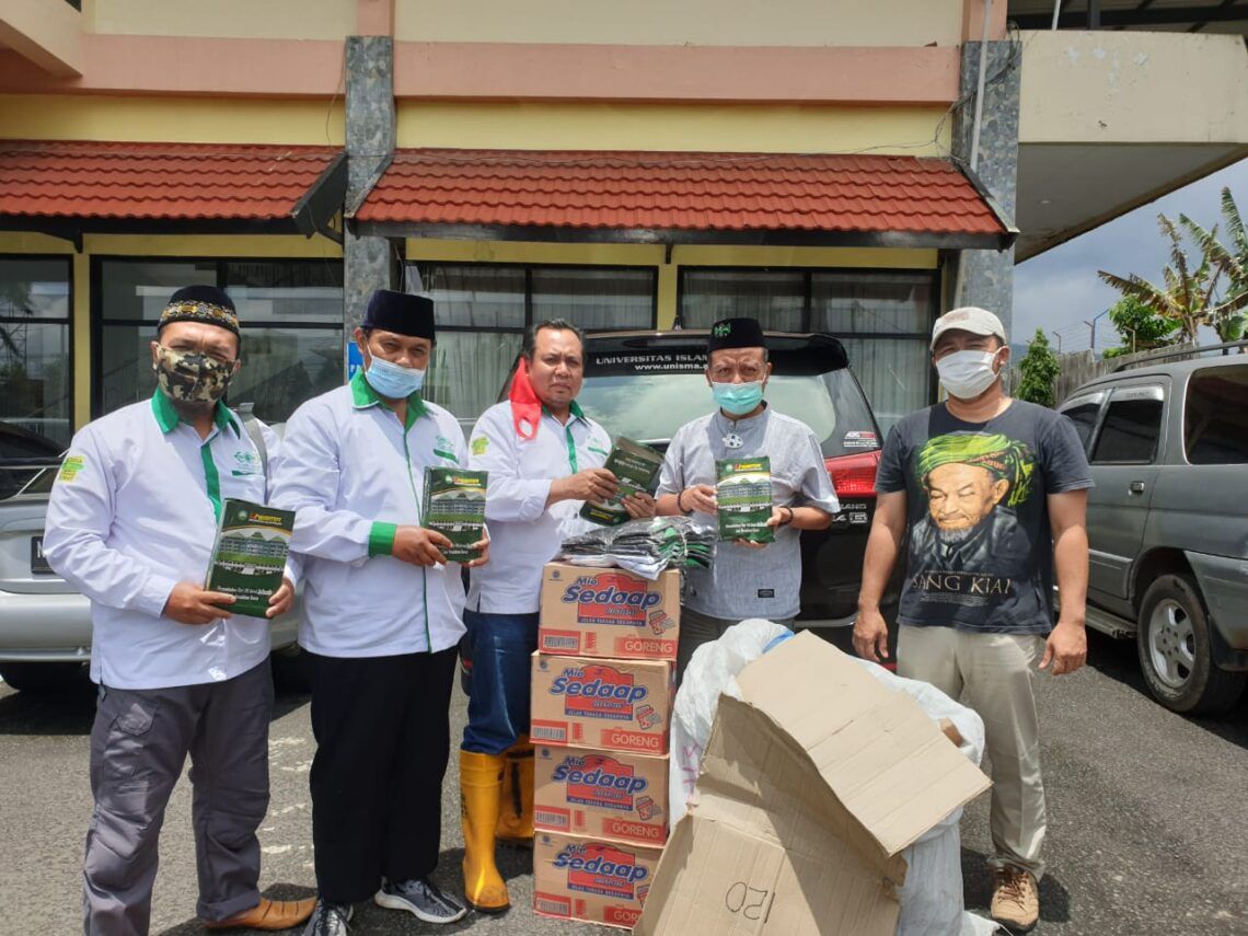 NU Kabupaten Malang Bentuk Program untuk Bantu Korban Bencana 1 NU Kabupaten Malang Peduli merupakan program yang digagas untuk membantu para korban bencana di wilayah Kabupaten Malang. (Foto: Dokumen/NU Kabupaten Malang Peduli) tugu jatim