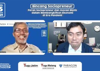 Pemimpin Redaksi Tugu Jatim ID, Nurcholis MA Basyari bersama CEO Paragon Technology & Innovation, Salman Subakat. (Foto: Dokumen/Tugu Malang/Tugu Jatim)