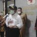 Menko PMK: Protokol Kesehatan dan 3T, Kunci Bersama Atasi Pandemi 13 Menteri Koordinator Bidang Pembangunan Manusia dan Kebudayaan (Menko PMK) Republik Indonesia, Muhadjir Effendy, di Unit Tranfusi Darah Palang Merah Indonesia (PMI) Kota Surabaya, Selasa (16/02/2021). (Foto: Rangga Aji/Tugu Jatim)