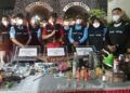 Konferensi hasil razia Lapas Kelas I Lowokwaru Kota Malang oleh Satgas Satops Patnal Korwil Malang selaku Kalapas Kelas I Malang, Anak Agung Gde Krisna. (Foto: Dokumen/Tugu Malang/Tugu Jatim)
