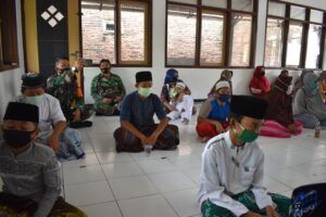 Anak-anak yatim piatu di Yayasan Al-Muttaqin, Pasuruan. (Foto: Dokumen) tugu jatim kodim 0819 pasuruan