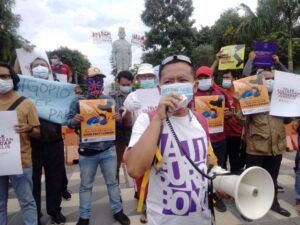 Jurnalis Se-Surabaya Adakan Aksi Solidaritas Desak Polda Jatim Usut Tuntas Kasus Nurhadi Tempo