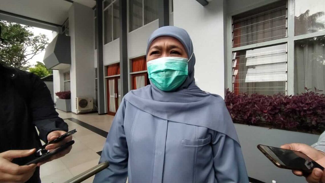 Gubernur Jatim Khofifah: 106 Perawat di Jawa Timur Meninggal Akibat Covid-19 1 Gubernur Jawa Timur Khofifah Indar Parawansa. (Foto: Azmy/Tugu Jatim)