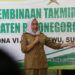 Bupati Bojonegoro Anna Muawanah saat memberikan pembinaan kepada 115 takmir masjid wilayah Kecamatan Sukosewu dan Kecamatan Sugihwaras Bojonegoro pada Senin (08/03/2021). (Foto: Mila Arinda/Tugu Jatim)