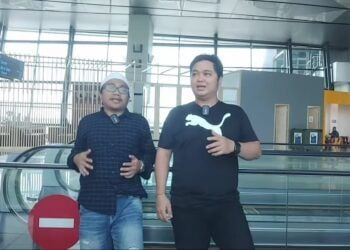 Gus Idris (kiri) dan juru bicaranya Ian Firdaus saat menjelaskan soal dugaan penembakan. (Foto:Rap/Tugu Jatim)