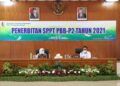 Bupati Bojonegoro Anna Muawanah bersama Kepala Badan Pendapatan Daerah (Bapenda) Ibnoe Soeyoeti dalam acara Penerbitan SPPT PBB-P2 Tahun 2021 di Ruang Angling Dharma Bojonegoro. (Foto: Humas Pemkab Bojonegoro/Tugu Jatim)