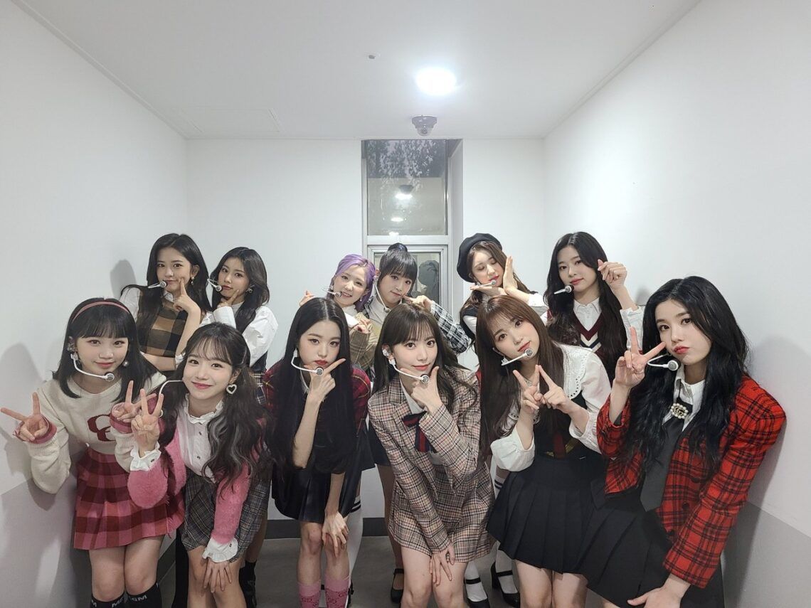 IZ*ONE Akan Resmi Disband pada April 2021 1 Girlgroup IZ*ONE. (Foto: Twitter @official_izone/Tugu Jatim)