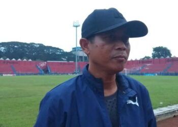 Pelatih kepala Persik Kediri Joko "Gethuk" Susilo. (Foto: Noe/Tugu Jatim)
