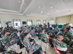 Suasana gelaran Sharing Komunikasi dan Motivasi bersama Dr Aqua Dwipayana di Yonif 315/Garuda Kota Bogor, Sabtu (13/3/2021). (Foto: Dokumen)