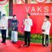Jokowi: Vaksin AstraZeneca Segera Dipakai di Ponpes Jatim 12 Jokowi saat memberikan keterangan pers usai meninjau pelaksanaan vaksinasi massal COVID-19 di Pendopo Delta Wibawa, Kabupaten Sidoarjo, Jatim, Senin (22/3/2021) siang. (Foto: Sekretariat Presiden) vaksin astrazeneca