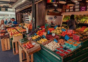 Ilustrasi pedagang. Pemkab Bojonegoro menganggarkan total kurang lebih Rp 35 miliar untuk program Kartu Pedagang Produktif. (Foto: Pexels)