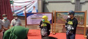 Gubernur Jatim Khofifah Resmikan Nama di Jalan Lingkar Tuban dengan Nggowes Bareng