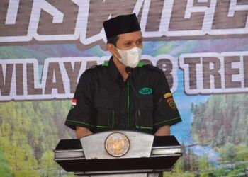Wakil Bupati Syah M. Natanegara dalam membuka acara Muswilub. (Foto: Muhammad Zamzuri/Tugu Jatim)