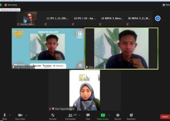 Para pemateri pelatihan jurnalistik bertajuk Tugu Media Group Goes To School yang digelar oleh Tugu Media Group bersama PT Paragon Technology and Innovation. (Foto: Dokumen/Tugu Jatim)