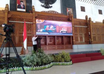 Wakil Bupati Tuban, Noor Nahar Husein membuka acara puncak HPN 2021 PWI Tuban, Rabu (17/3/2021). (Foto: Moch Abdurochim/Tugu Jatim)