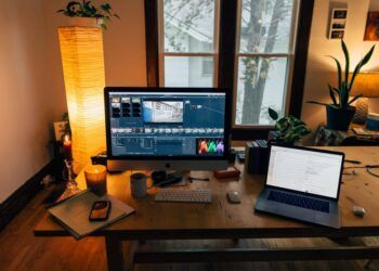 Ilustrasi program dan aplikasi video editing profesional. (Foto: Pexels) rekomendasi aplikasi video editing untuk smartphone android iphone tugu jatim