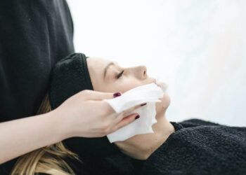 Ilustrasi perawatan dan cara mengatasi kulit kering. (Foto: Pexels)