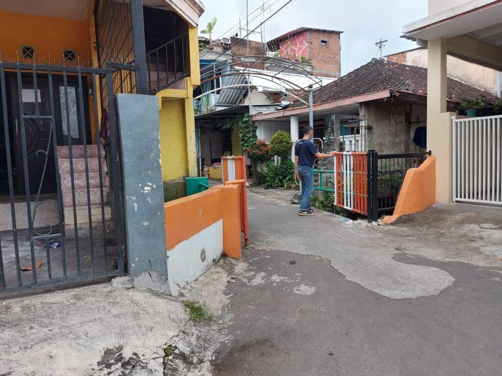 Lokasi kejadian suara letusan diduga tembakan ke udara yang menghebohkan warga di Jalan Candi Badut, Kota Malang. (Foto : Azmy/Tugu Malang/Tugu Jatim) aksi polisi di malang, kejar pemotor dan lepaskan tembakan peringatan