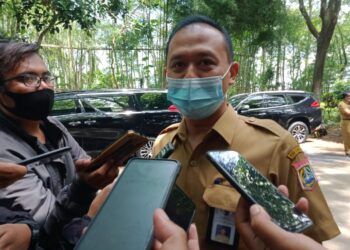Plt Kepala Dinas Perumahan Kawasan Permukiman dan Cipta Karya, Imam Suyono. (Foto: RAP/Tugu Malang/Tugu Jatim) pasar sumedang malang