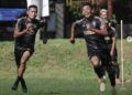 Pemain Arema FC saat berlatih untuk persiapan menghadapi Piala Menpora 2021. (Foto: Instagram/Arema FC)