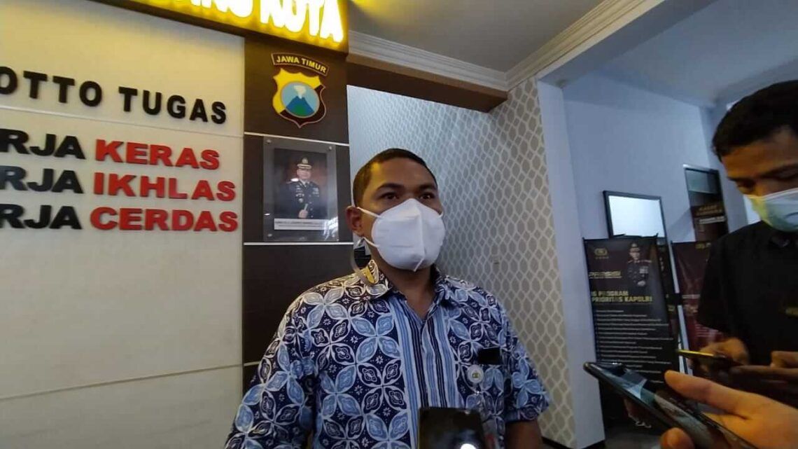 Kebakaran SPBU di Malang, Polisi Dalami Drum Isi BBM Penyebab Kebakaran 5 Kasat Reskrim Polresta Malang Kota, Kompol Tinton Yudha. (Foto: Azmy/Tugu Malang/Tugu Jatim)
