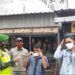 Banyak Warga Tak Pakai Masker, Babinsa Jatisari Pasuruan Terus Imbau Prokes 5M 9 Operasi Penegakan Disiplin Protokol Kesehatan yang dilakukan oleh Babinsa Jatisari bersama jajaran samping di ruas jalan raya poros Purwodadi-Nongkojajar, Kabupaten Pasuruan, Rabu (10/3/2021). (Foto: Kodim Pasuruan)