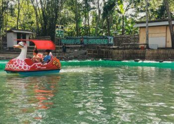 Destinasi Jembatan Punten Sukowetan Karangan Trenggalek. (Foto: Zamzuri/Tugu Jatim) desa wisata trenggalek desa sukowetan