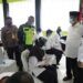 Bupati dan Wakil Bupati Tuban, H. Fathul Huda dan Noor Nahar Husein saat meninjau berlangsugnya Ujian Perangkat Desa 2021. (Foto: Humas Pemkab Tuban)