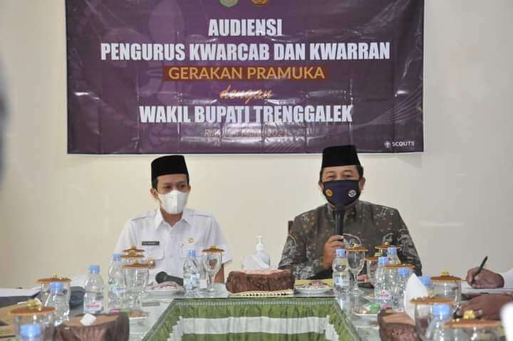 Wakil Bupati M. Syah Natanegara saat menghadiri audiensi Pengurus Kwarcab dan Kwaran Pramuka di Trenggalek, Rabu (24/3/2021). (Foto: Zamz/Tugu Jatim) wabup syah