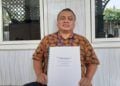 Zainul Muttaqin, penyandang tunanetra lulusan S2 di London yang kini mengajar mengaji Al-Qur'an Braille. (Foto: Amanah Nur Asiah/Basra) tugu jatim