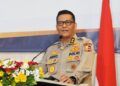 Kadiv Humas Polri Irjen Pol Argo Yuwono menyampaikan informasi pada pewarta dalam press conference, Senin sore (05/04/2021). (Foto: Polda Jatim/Tugu Jatim)