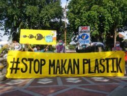 Sampah di Kabupaten Mojokerto Keleleran, Aktivis Lingkungan: Stop Makan Plastik!