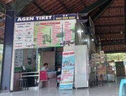 Jelang Libur Lebaran, Agen Travel di Terminal Rajekwesi Bojonegoro Keluhkan Sepinya Pelanggan