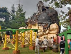 Icon Patung Gorila di Jatim Park 2 Hancur Diguncang Gempa